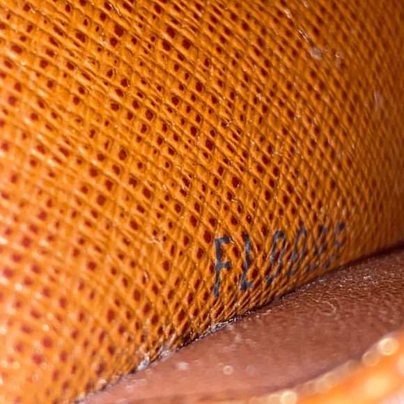 Louis Vuitton key cles his & hers set key wallet multicles - Picture 12 of 17